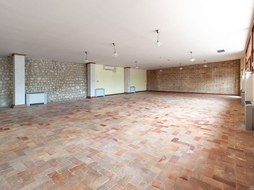Erhvervsejendom i Porcia, Pordenone - foto 2