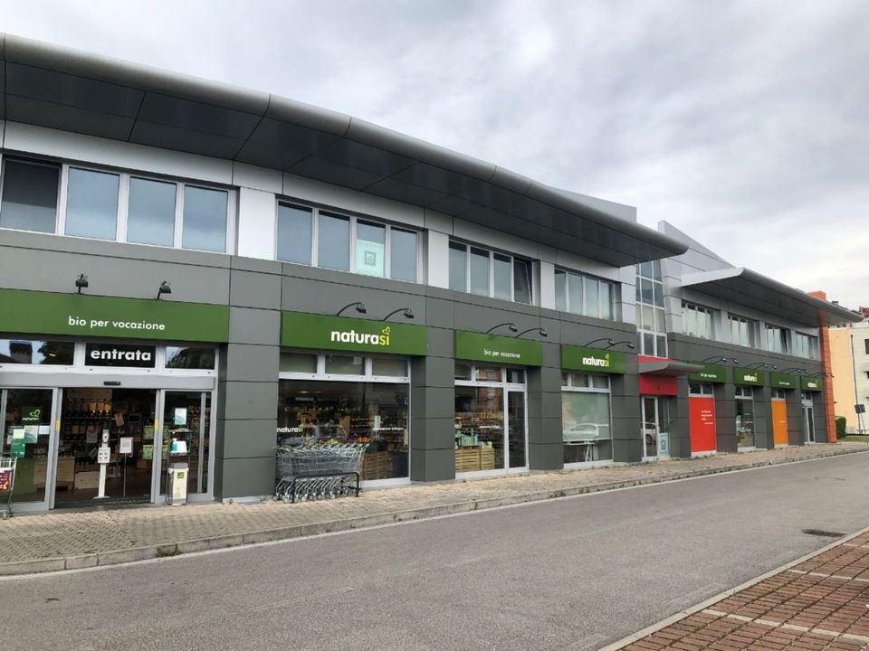 Erhvervsejendom i Pordenone, Pordenone - foto 1