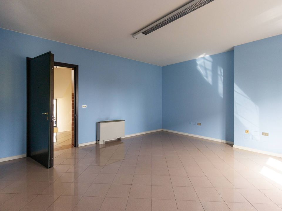 Erhvervsejendom i Pordenone, Pordenone - foto 5