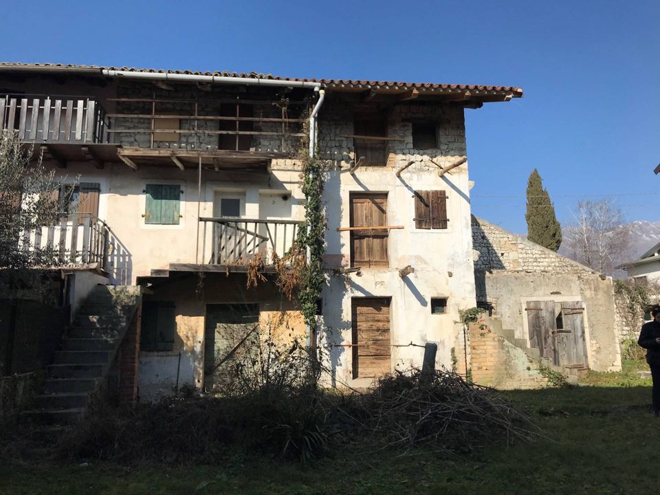 Landejendom i Aviano-Castello, Pordenone - foto 1
