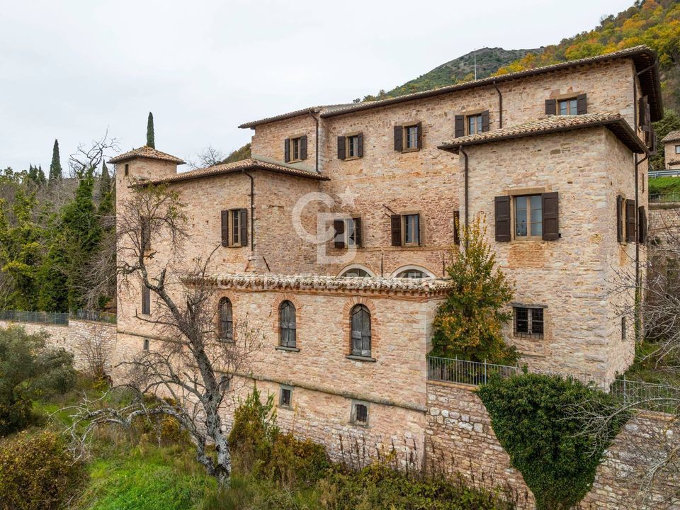 Erhvervsejendom i Gubbio, Perugia - foto 2
