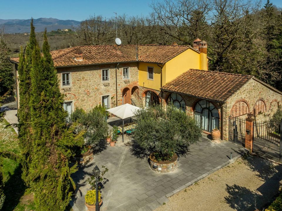 Landejendom i Montevarchi, Arezzo - foto 1