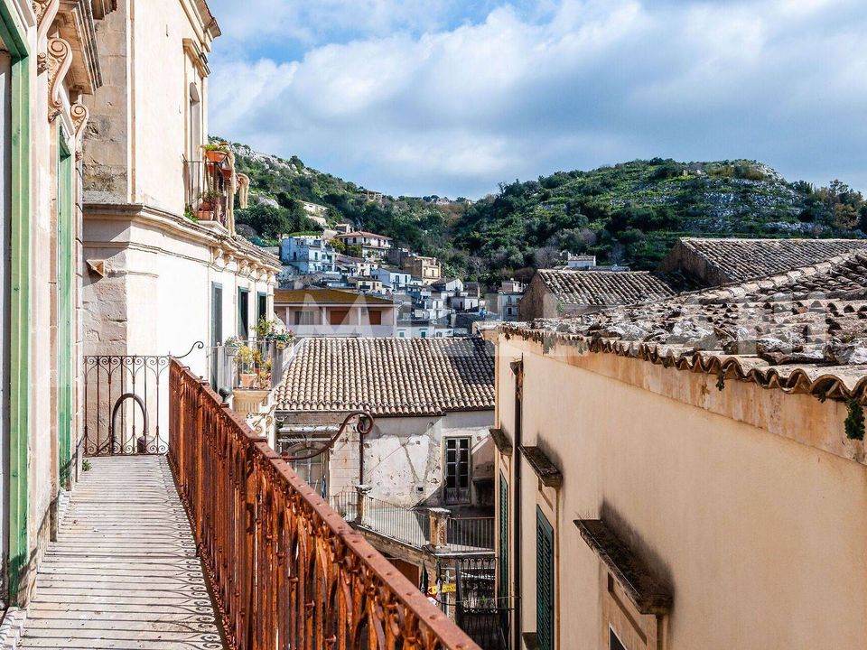 Erhvervsejendom i Modica, Ragusa - foto 1