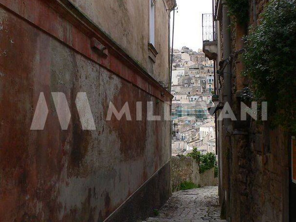 Erhvervsejendom i Ragusa, Ragusa - foto 3