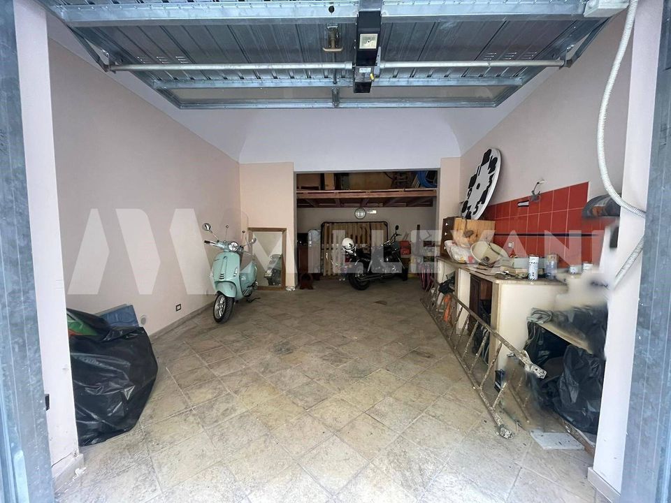 Parkeringsplads i Ragusa, Ragusa - foto 2