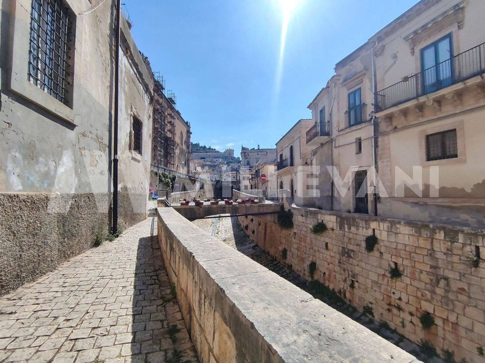 Erhvervsejendom i Scicli, Ragusa - foto 1
