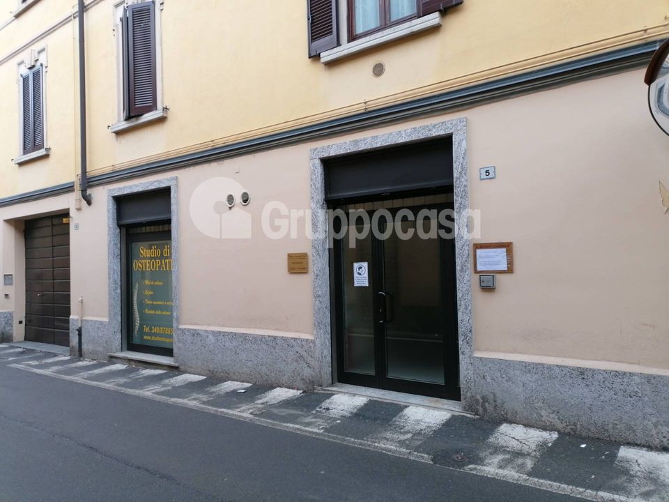 Erhvervsejendom i Magenta, Milan - foto 1
