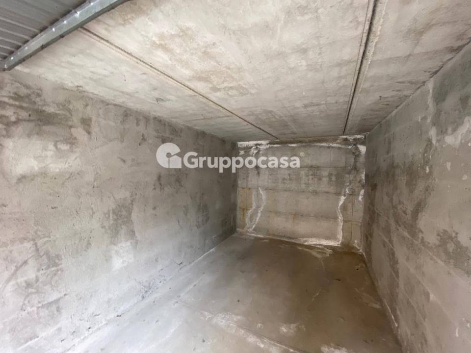 Parkeringsplads i Boffalora sopra Ticino, Milan - foto 4