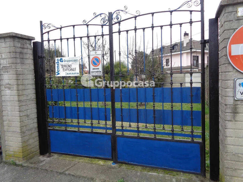 Helårsgrund i Casorezzo, Milan - foto 3