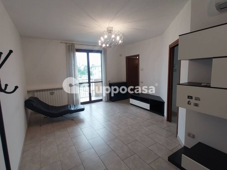 Lejlighed i Bernate Ticino, Milan - foto 3