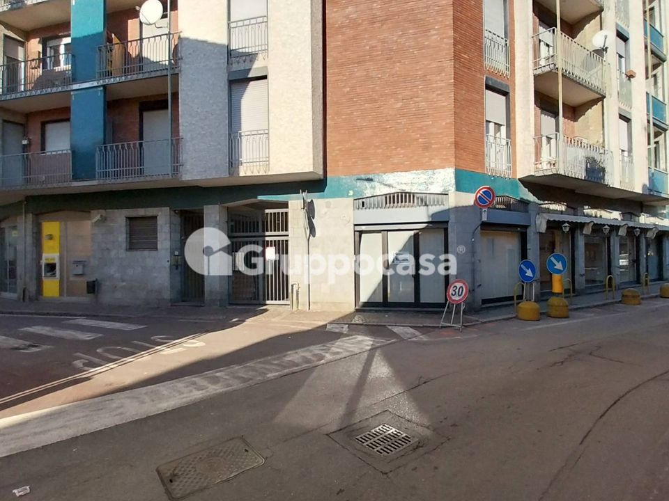 Erhvervsejendom i Magenta, Milan - foto 1