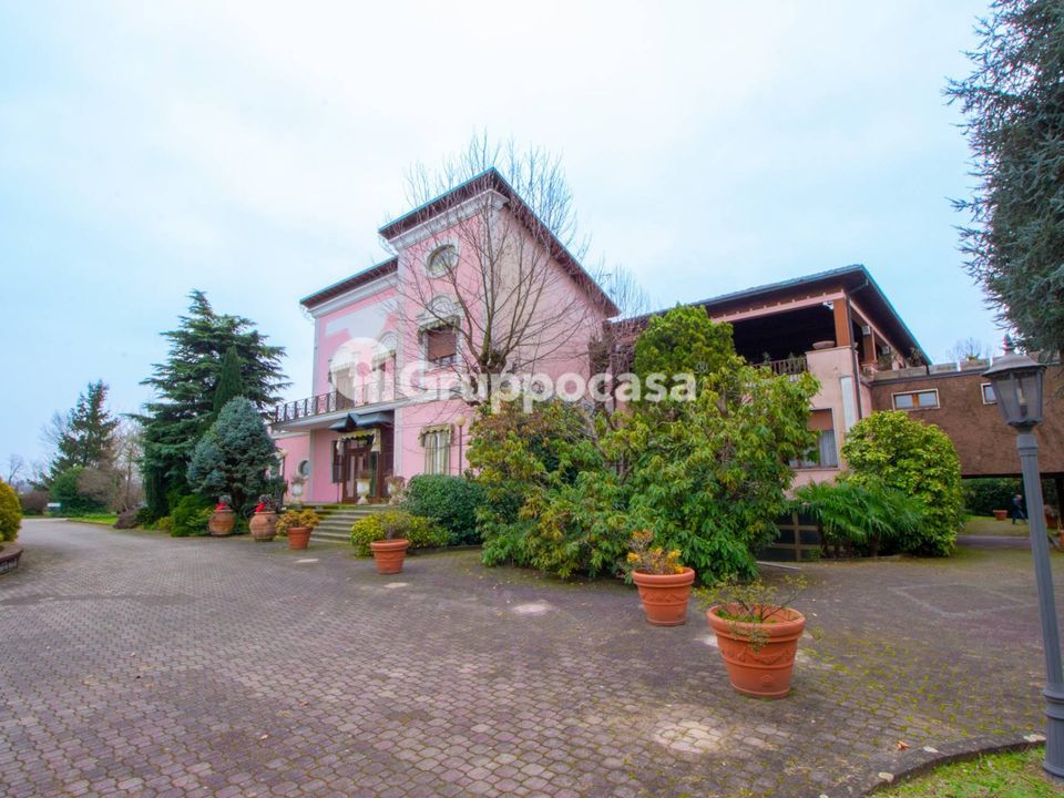 Erhvervsejendom i Boffalora sopra Ticino, Milan - foto 1