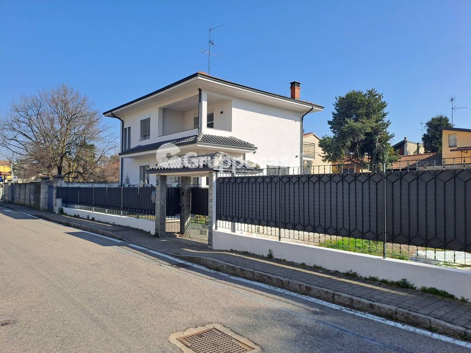 Villa en Santo Stefano Ticino, Milan - foto 1