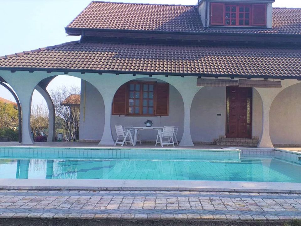 Villa i Verderio, Lecco - bilde 1