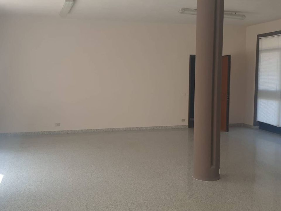 Erhvervsejendom i Mapello, Bergamo - foto 2