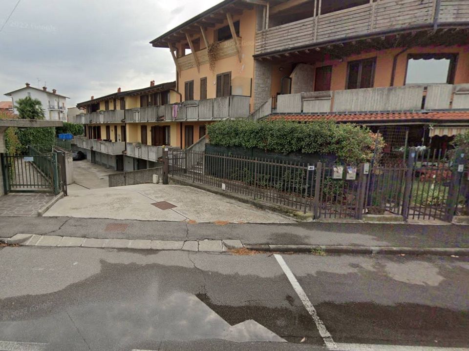Parkeringsplads i Costa di Mezzate, Bergamo - foto 1