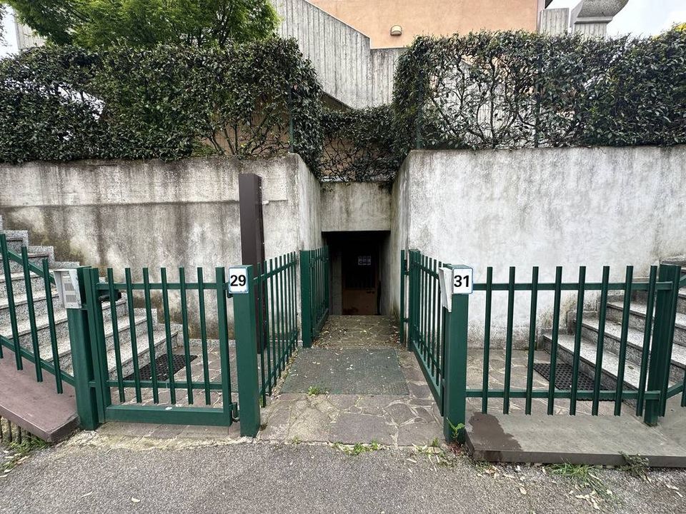 Erhvervsejendom i Albano Sant'Alessandro, Bergamo - foto 1