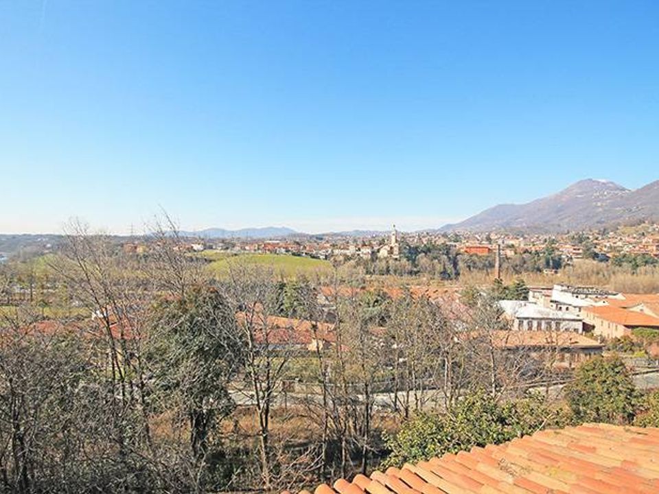 Helårsgrund i Villa d'Alme, Bergamo - foto 1
