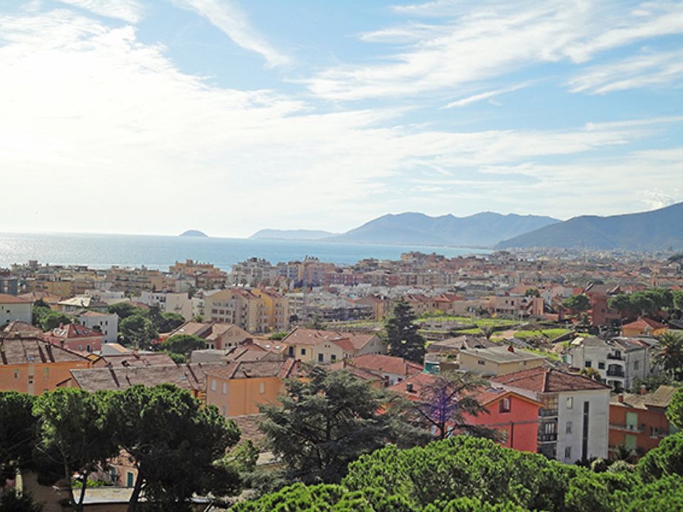 Helårsgrund i Pietra Ligure, Savona - foto 1