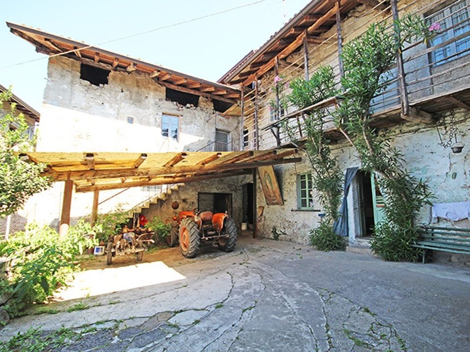 Landejendom i Caprino Bergamasco, Bergamo - foto 2