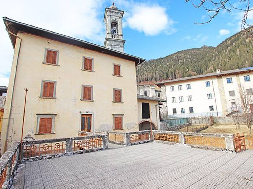 Villa i Vilminore Di Scalve, Bergamo - bilde 1