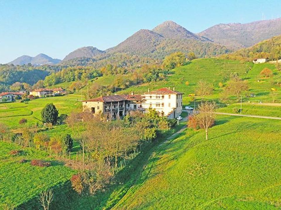 Landejendom i Caprino Bergamasco, Bergamo - foto 2