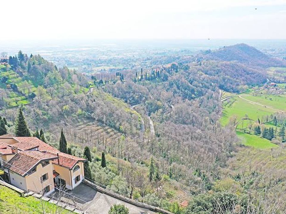 Villa i Bergamo, Bergamo - foto 1