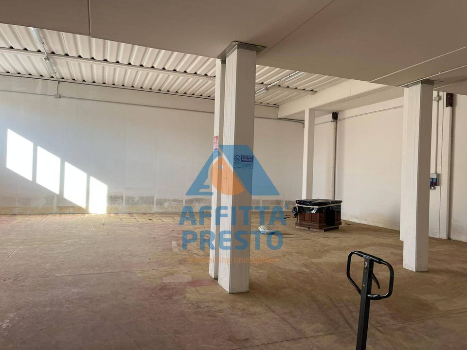 L'establiment comercial a Fucecchio, Florence - foto 2