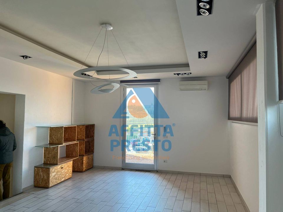 L'establiment comercial a Fucecchio, Florence - foto 3
