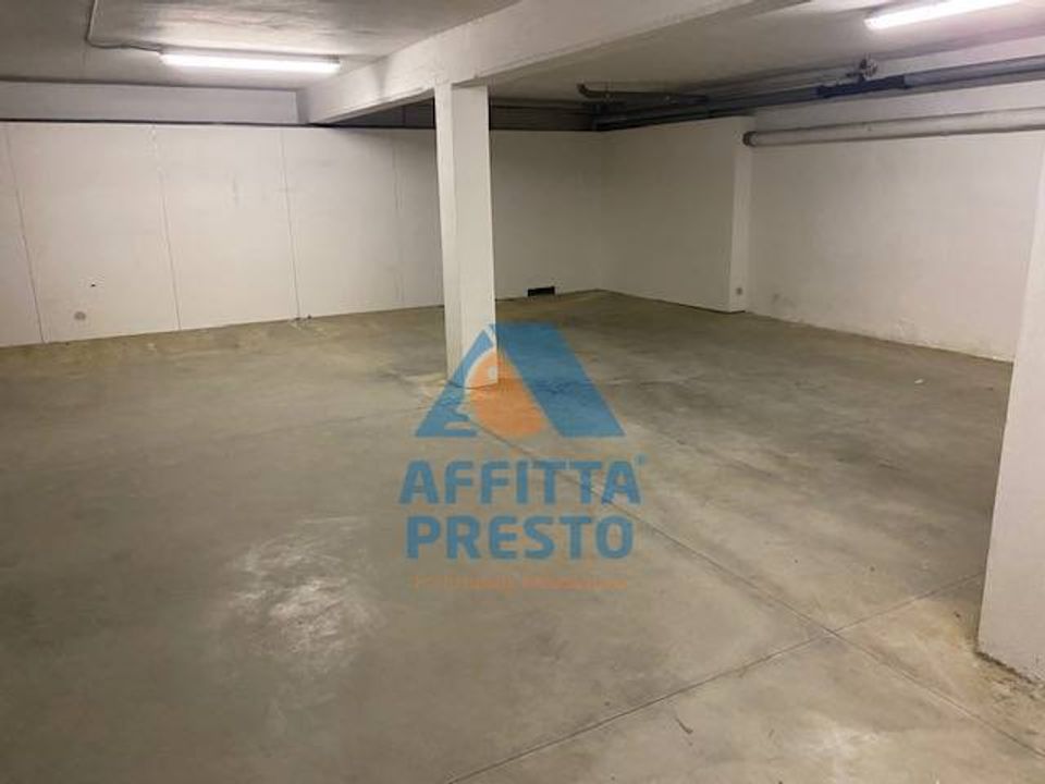 Espai d'estacionament a Empoli, Florence - foto 2