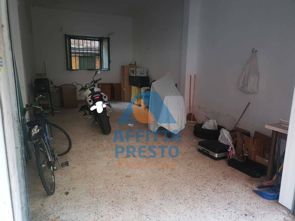 Parkeringsplads i Pontedera, Pisa - foto 2