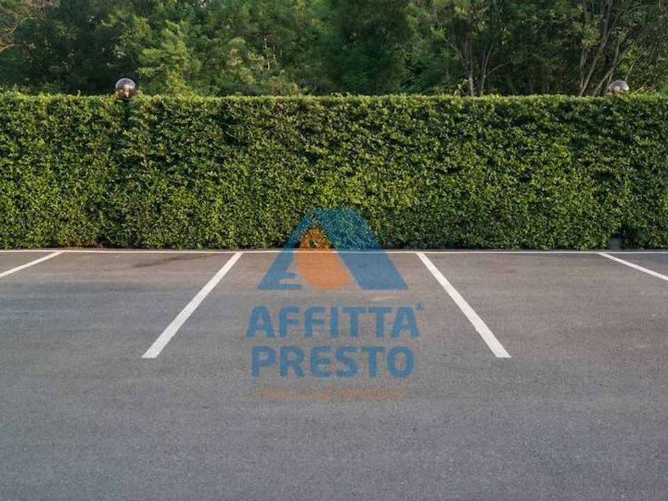 Espai d'estacionament a Empoli, Florence - foto 1