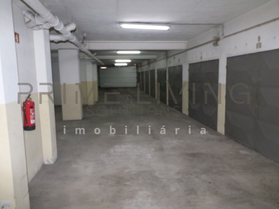 Garage i Vila do Conde, Porto - foto 1