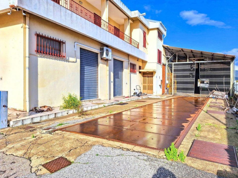 Erhvervsejendom i Irgoli, Nuoro - foto 2