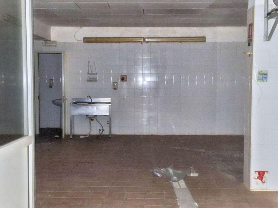 Erhvervsejendom i Villabate, Palermo - foto 2