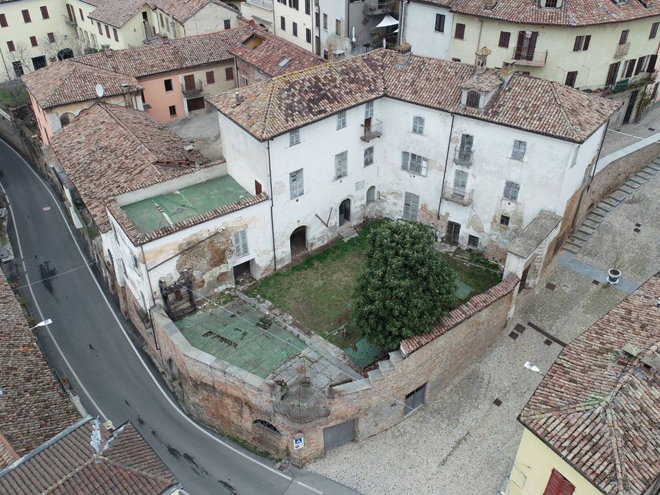 Landejendom i Castagnole delle Lanze, Asti - foto 1