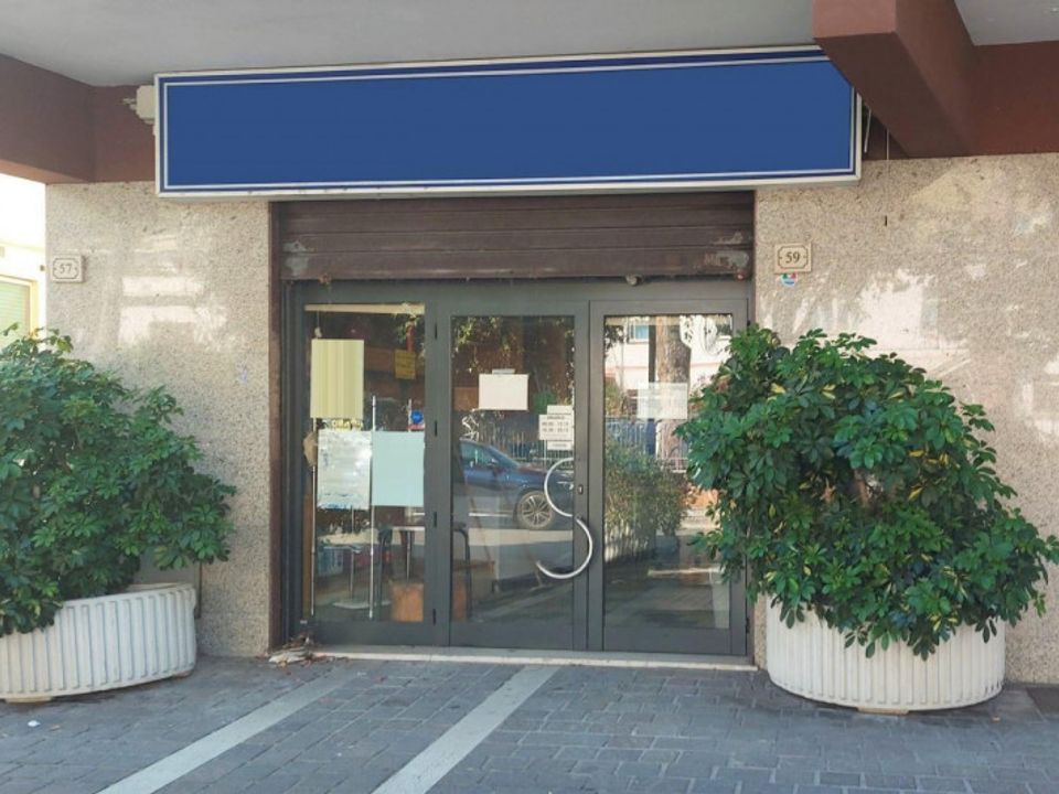 Erhvervsejendom i Formia, Latina - foto 1