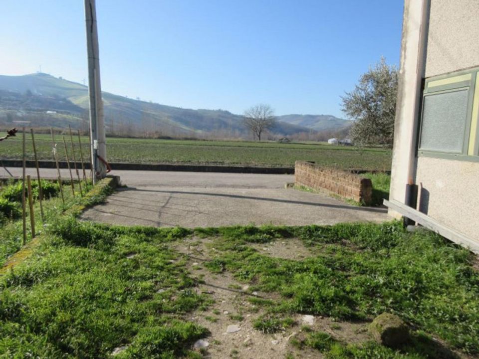 Erhvervsejendom i Montecalvo Irpino, Avellino - foto 4