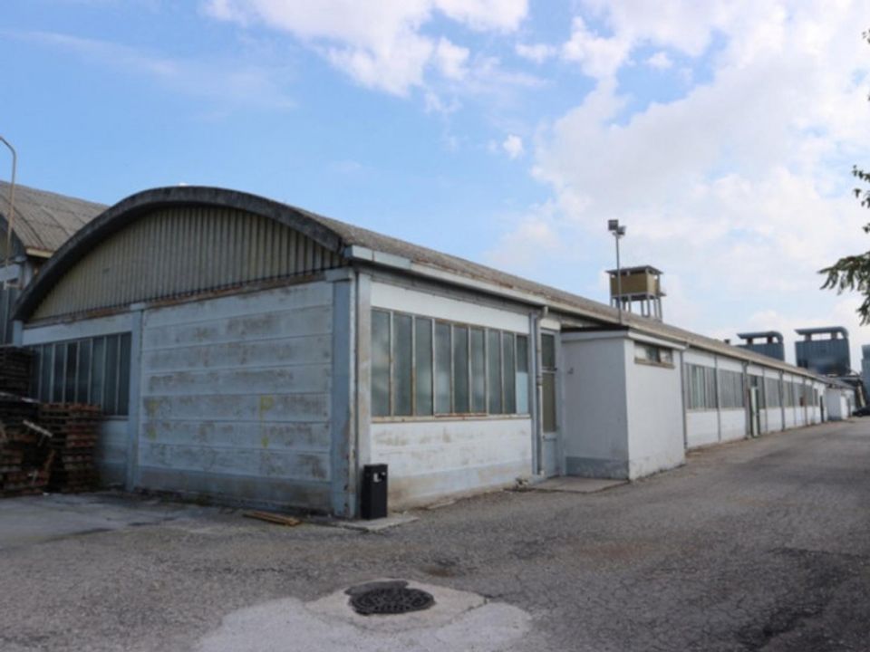 Erhvervsejendom i Belvedere Ostrense, Ancona - foto 3