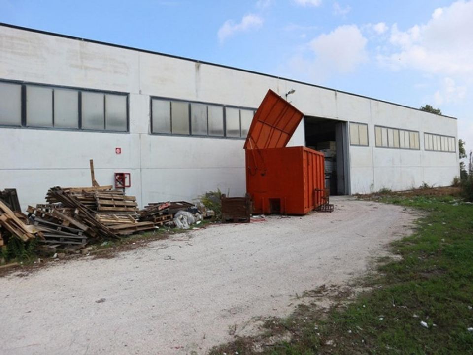 Erhvervsejendom i Belvedere Ostrense, Ancona - foto 5