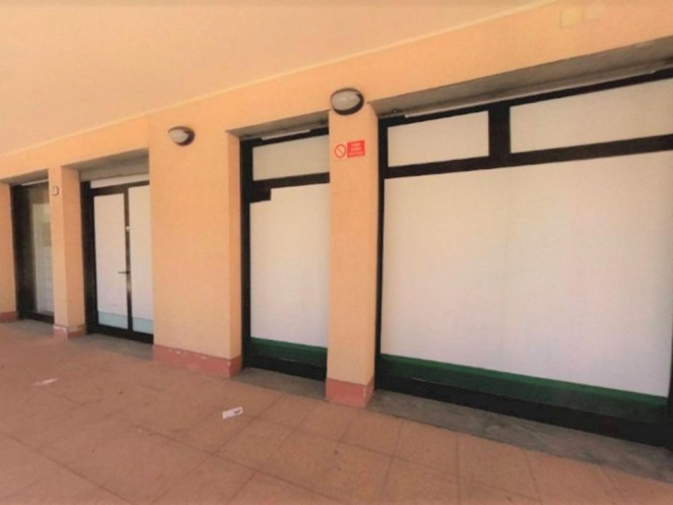 Erhvervsejendom i San Lorenzo al Mare, Imperia - foto 1