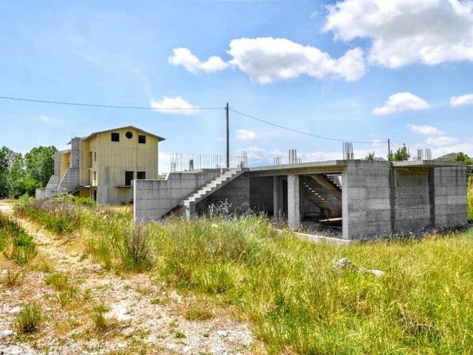 Helårsgrund i Isernia, Isernia - foto 3