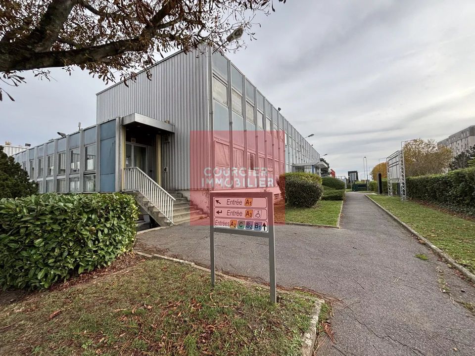 Erhvervsejendom i Garges-les-Gonesse, Val-d'Oise - foto 2