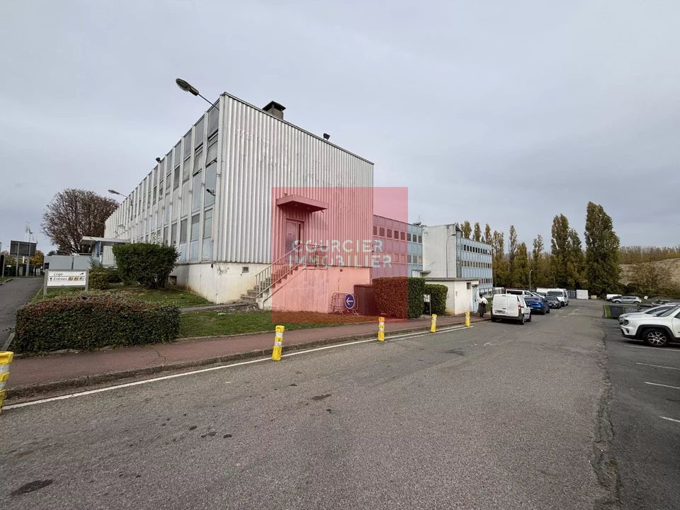 Erhvervsejendom i Garges-les-Gonesse, Val-d'Oise - foto 3