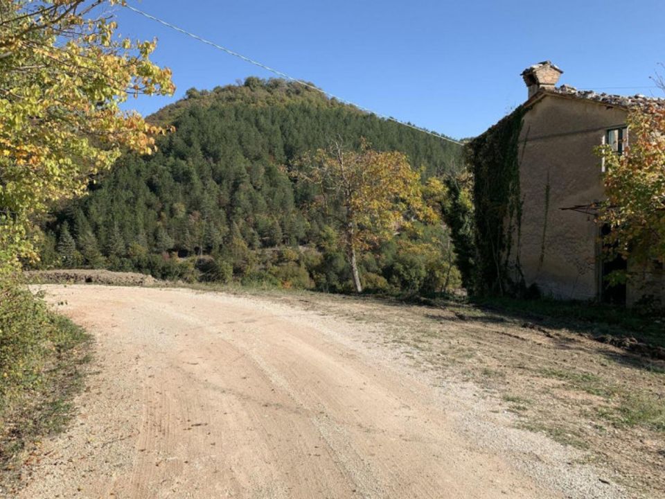 Tomt i Cagli, Pesaro and Urbino - bilde 4