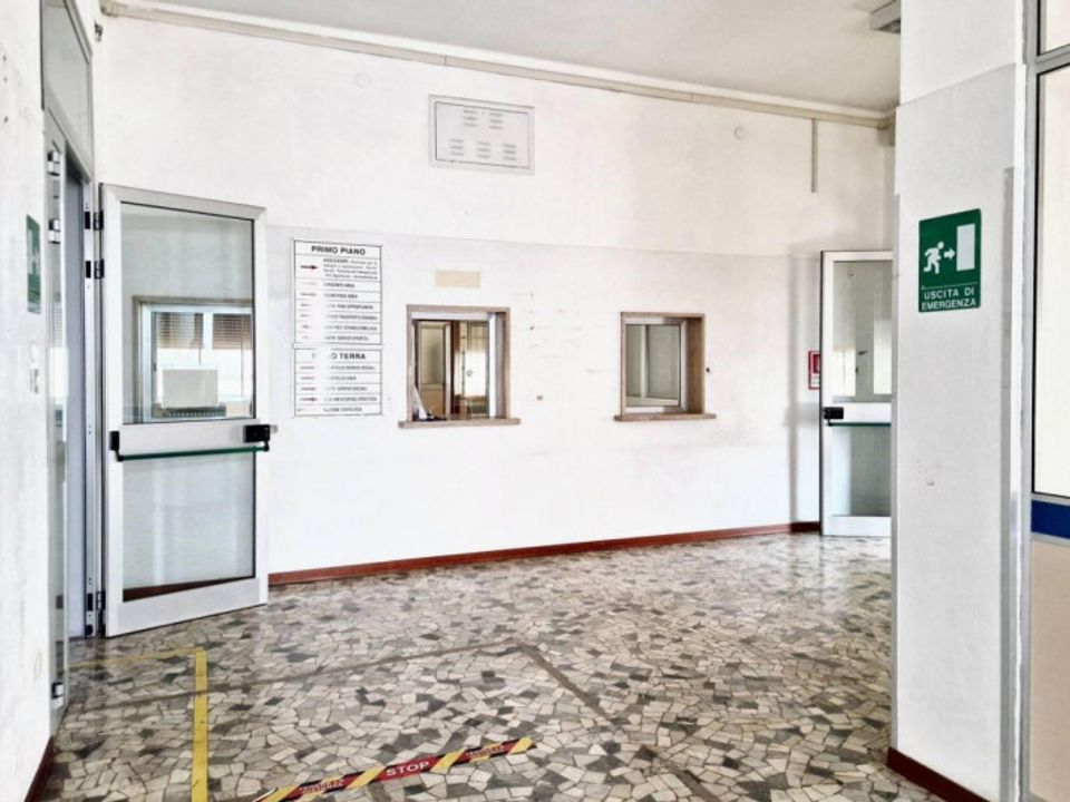 Erhvervsejendom i Rovigo, Rovigo - foto 3