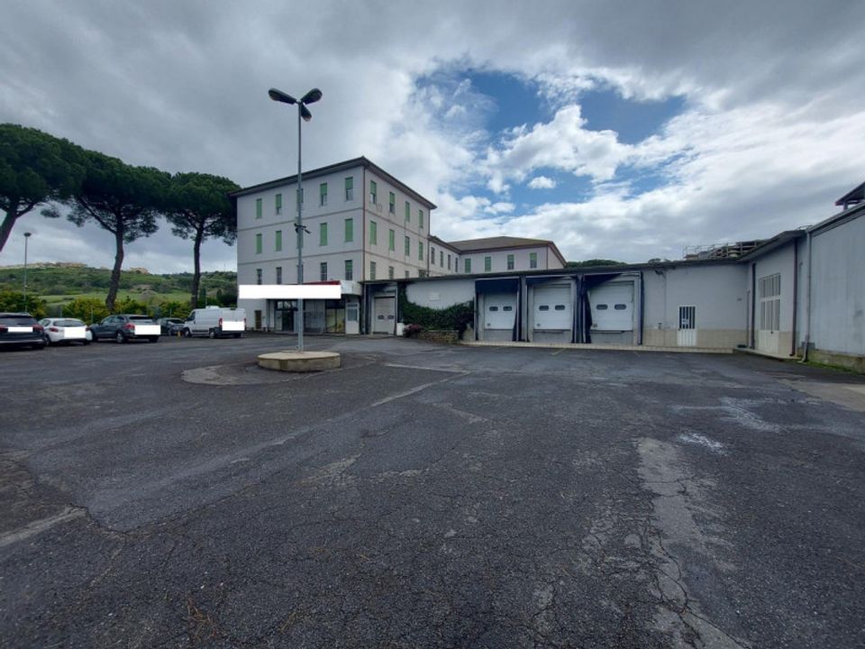 L'establiment comercial a Campagnano di Roma, Rome - foto 1