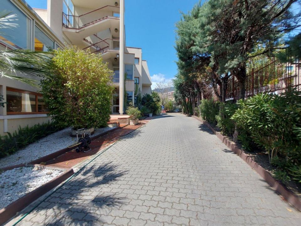 Erhvervsejendom i Sanremo, Imperia - foto 3