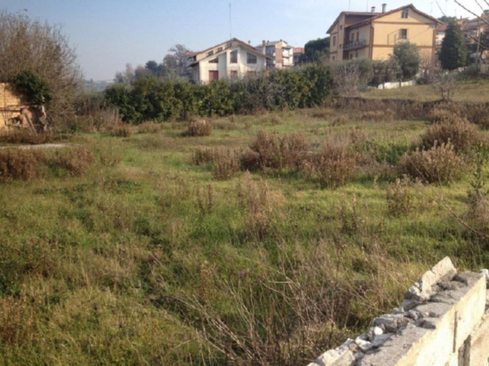 Helårsgrund i Castelleone di Suasa, Ancona - foto 5
