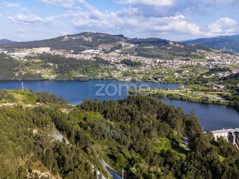 Tomt i Rio de Moinhos, Porto - bilde 1